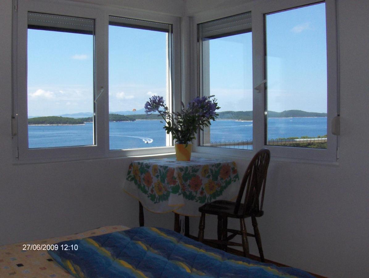 Appartamento Palazzo Lucija Hvar Town Esterno foto