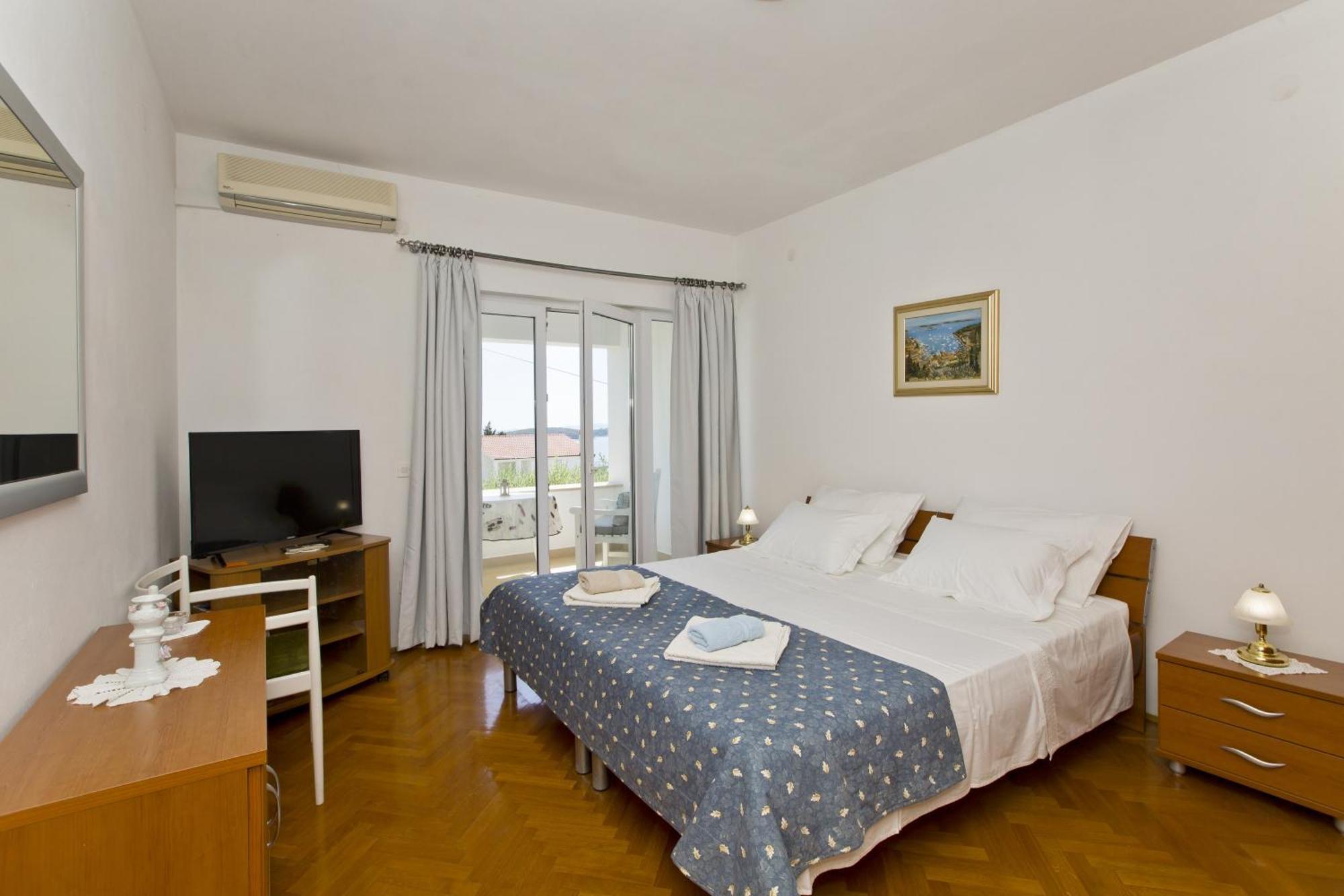 Appartamento Palazzo Lucija Hvar Town Esterno foto